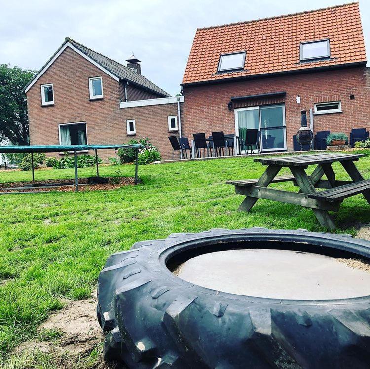 Huisje Op Den Diek Sint Kruis 외부 사진